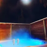 Sky Igloo With Private Sauna And Hot Tub Villa