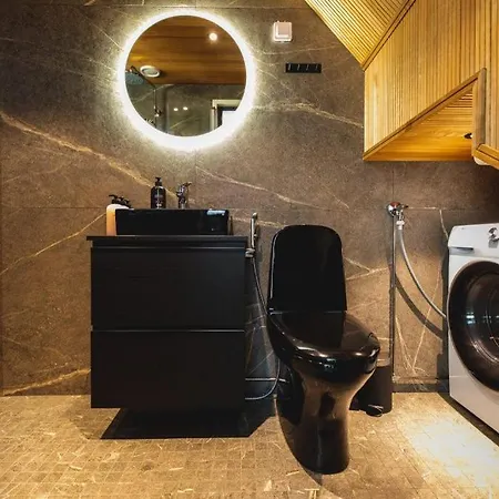 빌라 Sky Igloo With Private Sauna And Hot Tub 레비
