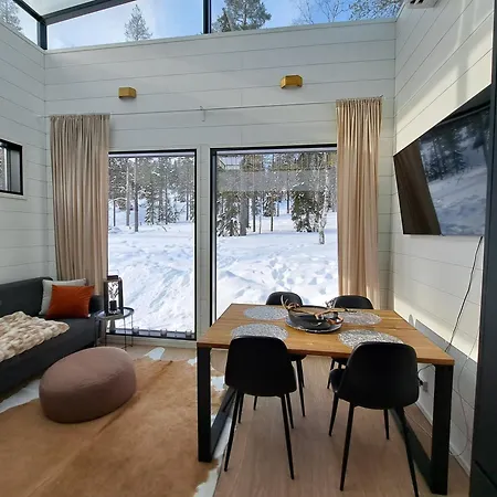 Sky Igloo With Private Sauna And Hot Tub ليفي